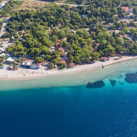 Mobile Homes Camp Perna - Adriatic Kampovi โอเรบิก ภายนอก รูปภาพ