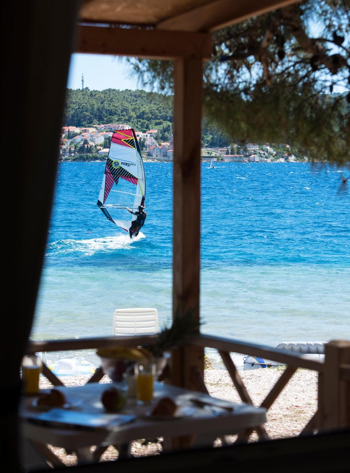 Mobile Homes Camp Perna - Adriatic Kampovi โอเรบิก ภายนอก รูปภาพ