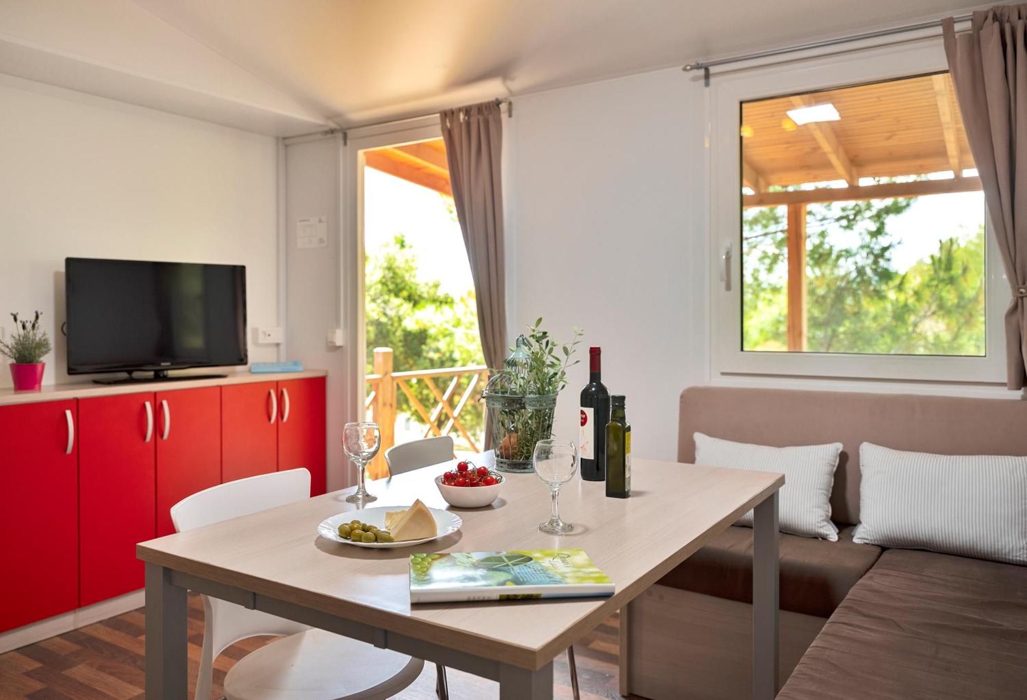 Mobile Homes Camp Perna - Adriatic Kampovi โอเรบิก ภายนอก รูปภาพ