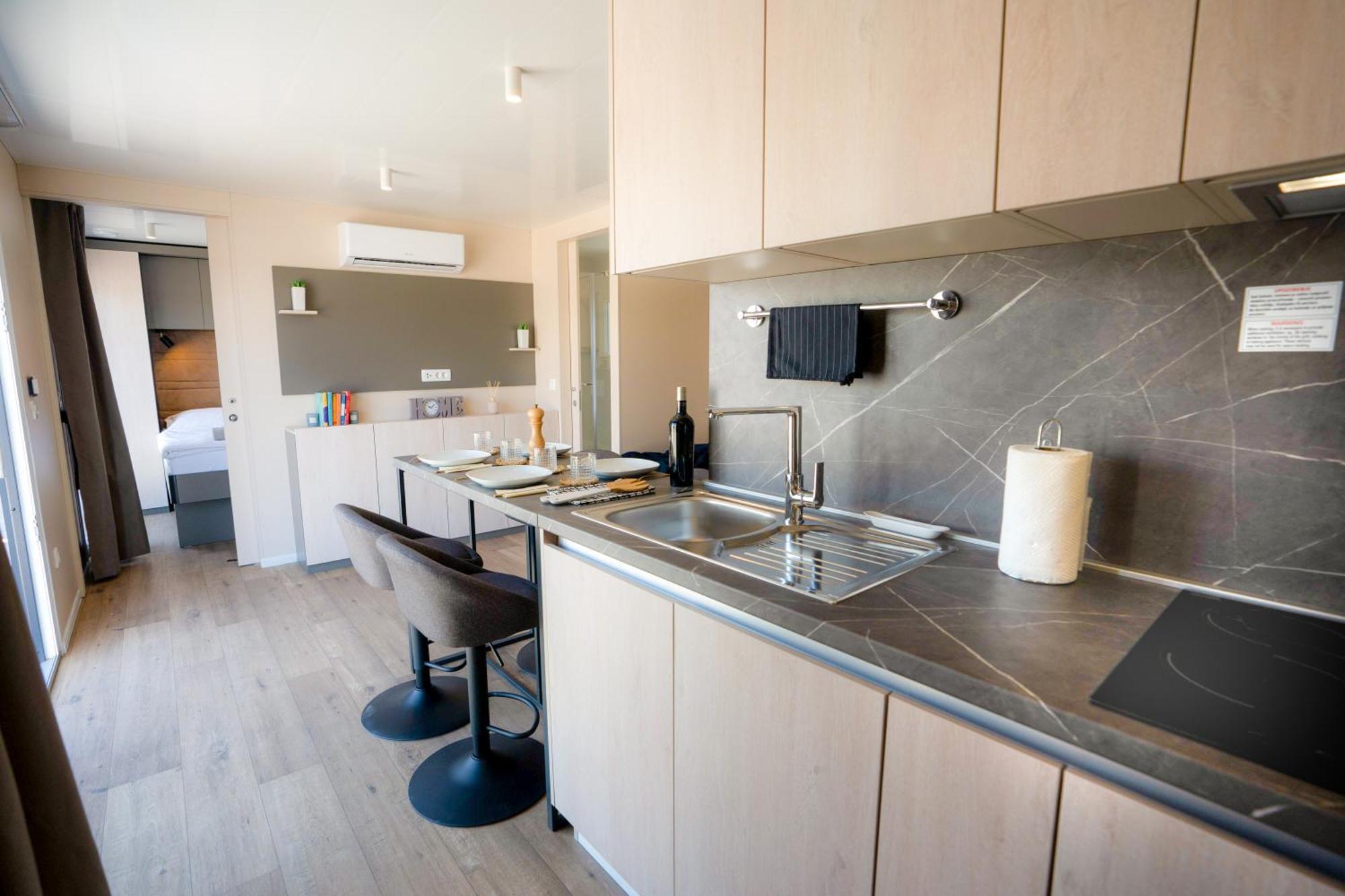 Mobile Homes Camp Perna - Adriatic Kampovi โอเรบิก ภายนอก รูปภาพ
