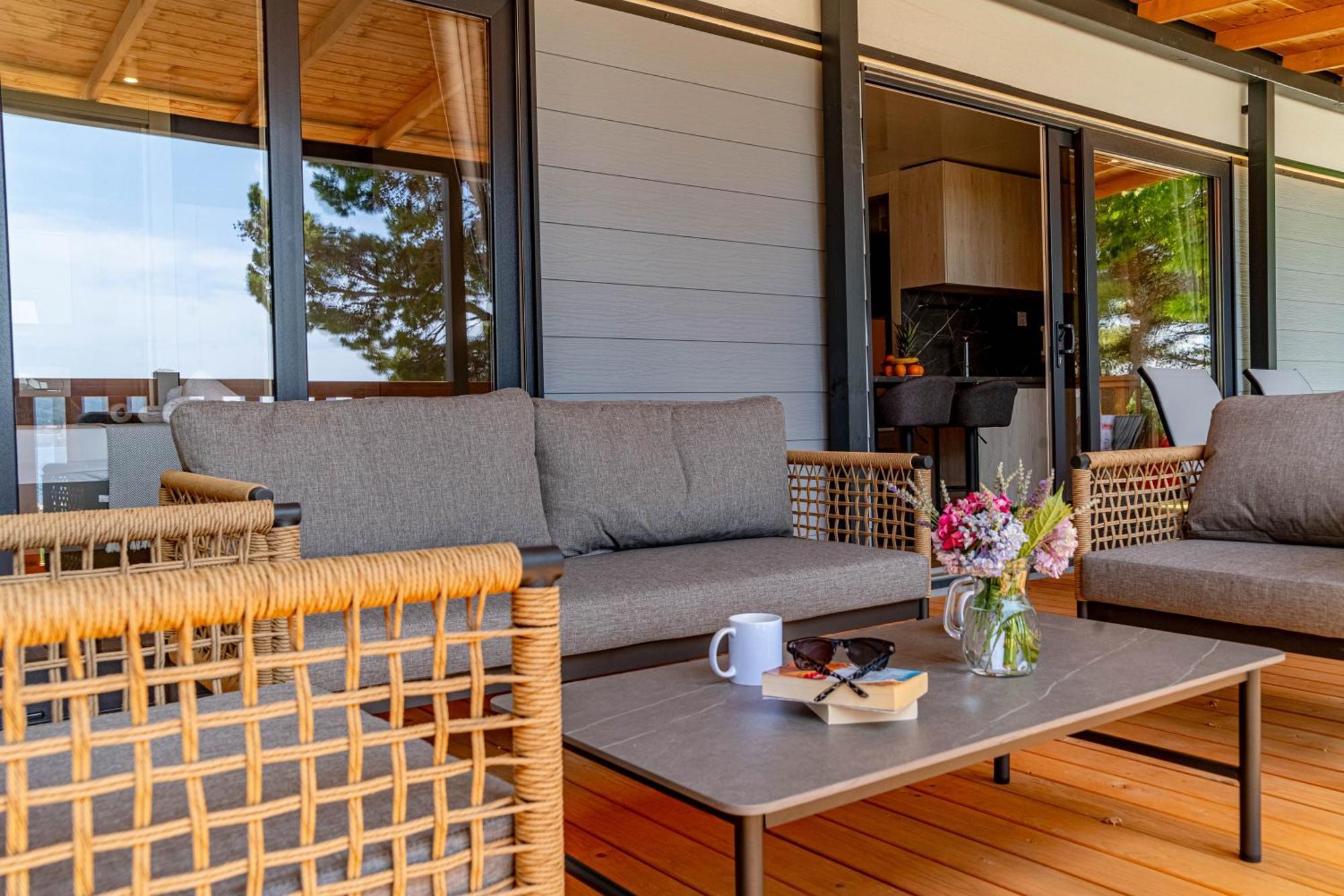 Mobile Homes Camp Perna - Adriatic Kampovi โอเรบิก ภายนอก รูปภาพ