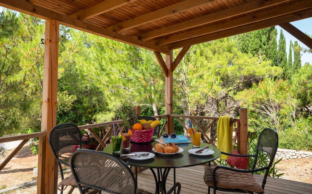 Mobile Homes Camp Perna - Adriatic Kampovi โอเรบิก ภายนอก รูปภาพ