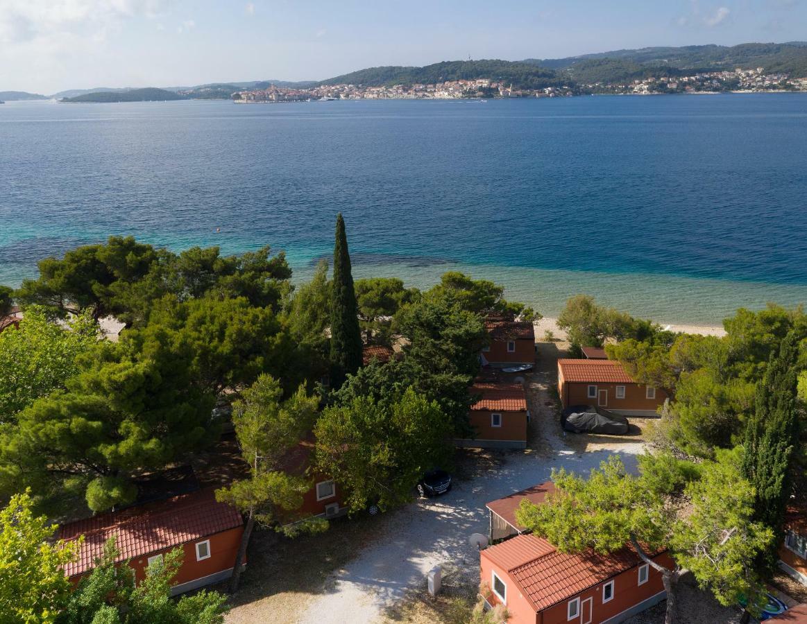 Mobile Homes Camp Perna - Adriatic Kampovi โอเรบิก ภายนอก รูปภาพ